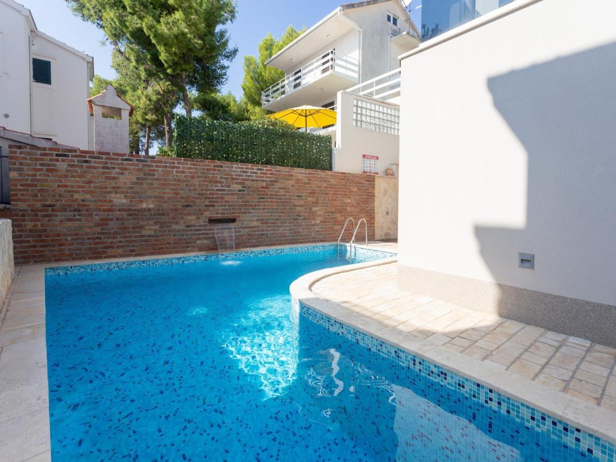 Apartments Aqua 特罗吉尔 外观 照片