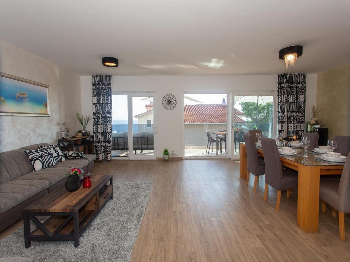 Apartments Aqua 特罗吉尔 外观 照片