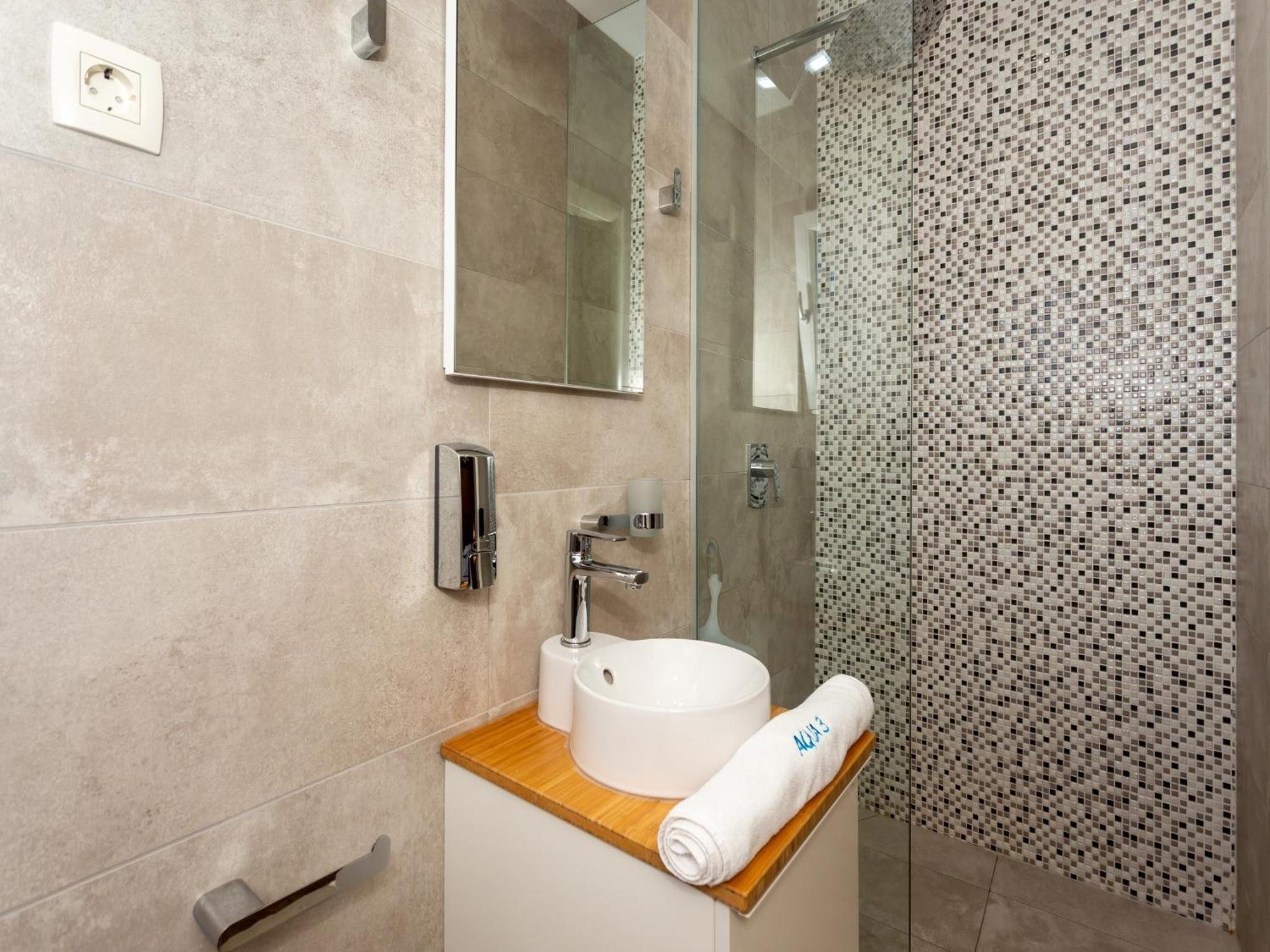 Apartments Aqua 特罗吉尔 客房 照片